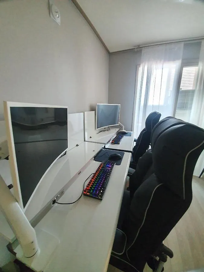 Marina Residence Hotel Busan 3*,